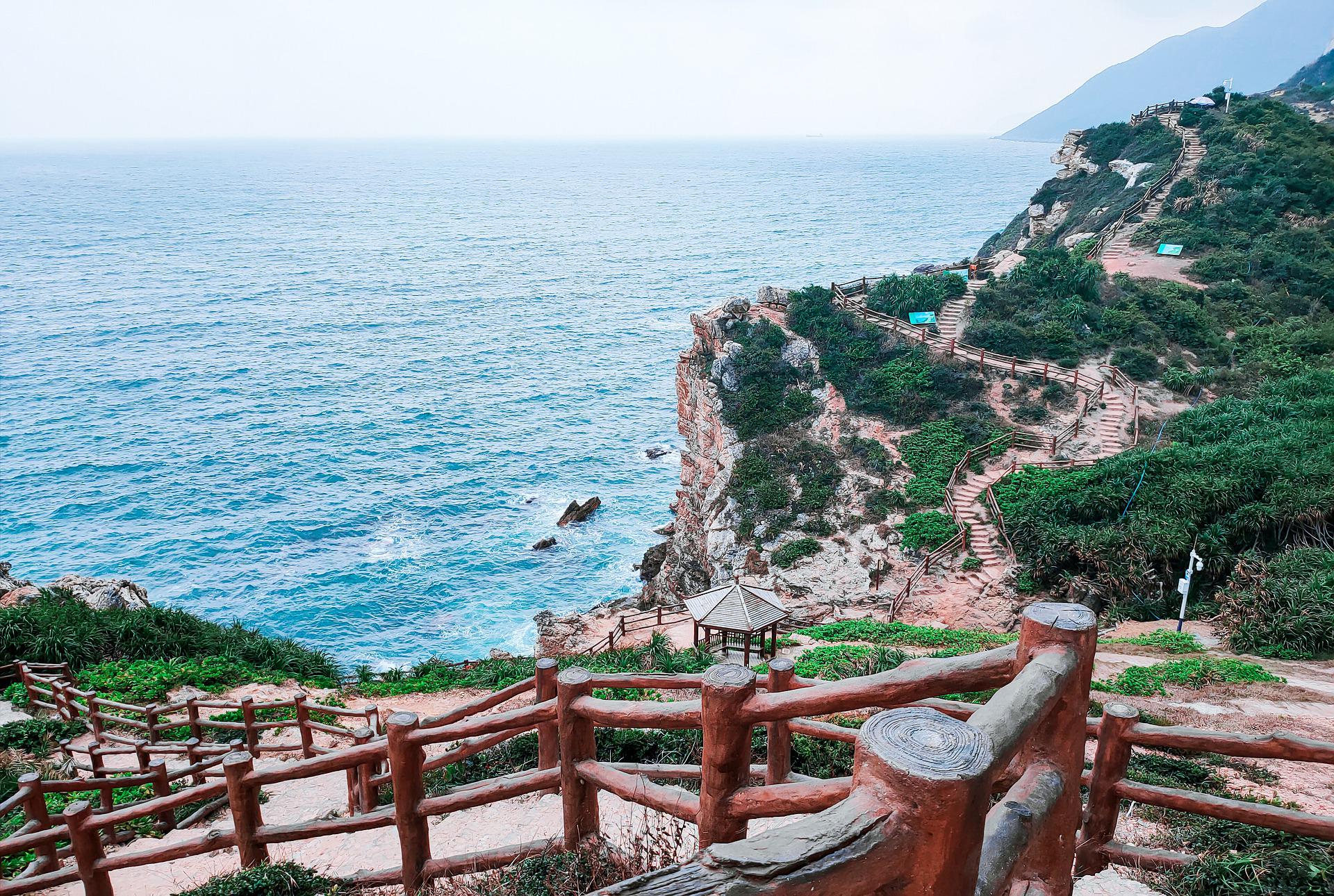 A picture of a beach trail